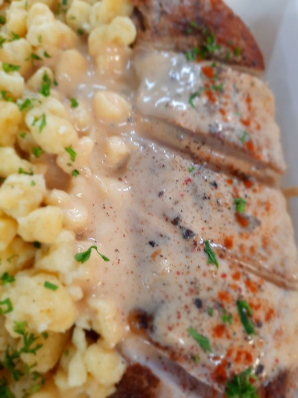 Schweinefilet an Pfefferrahmsoße